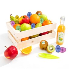 Classic Easter fruit box with Easter eggs